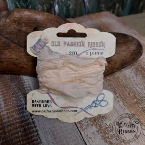 Old Fashion saténová stuha 51 Peach